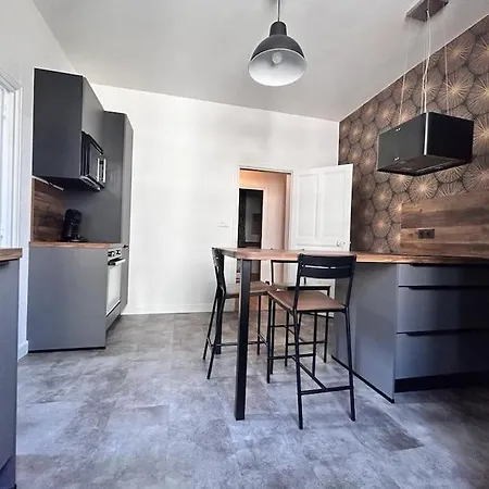 Spacieux T4 Avec Grande Cuisine Pradelle Rdv * 클레르몽페랑