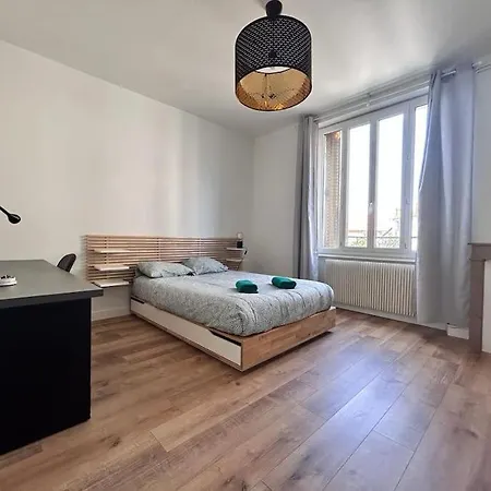 Spacieux T4 Avec Grande Cuisine Pradelle Rdv Apartment