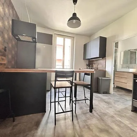 Spacieux T4 Avec Grande Cuisine Pradelle Rdv