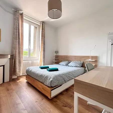 Spacieux T4 Avec Grande Cuisine Pradelle Rdv * 클레르몽페랑